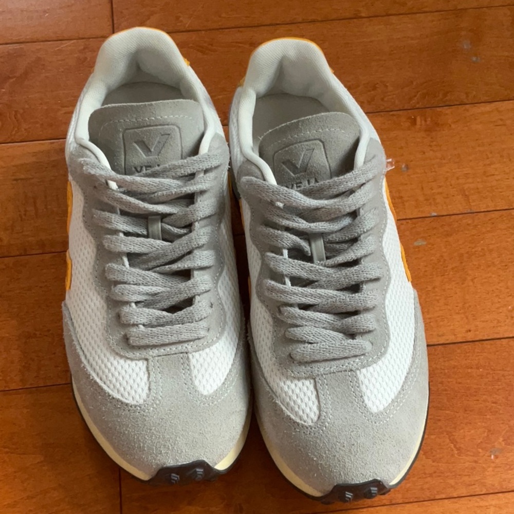 Veja Sneakers